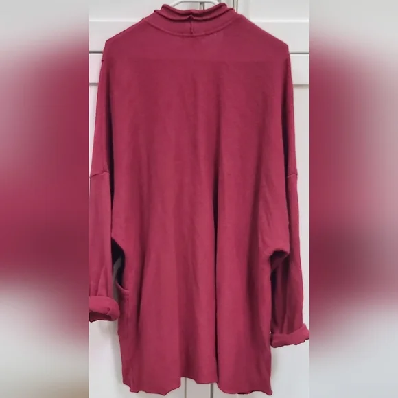 Fenini Red Button Front Sweater - Picture 6 of 9